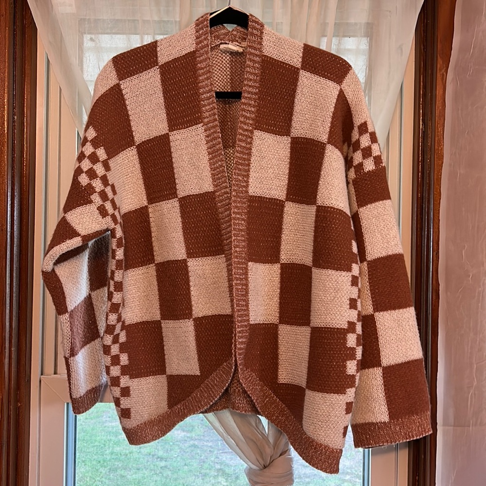 Cute Checker Cardigan
